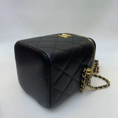 Pre-owned Chanel Women Pre-loved Bag Very Good Condition In Multi