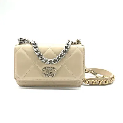Pre-owned Chanel Women Pre-loved Bag Very Good Condition In Multi