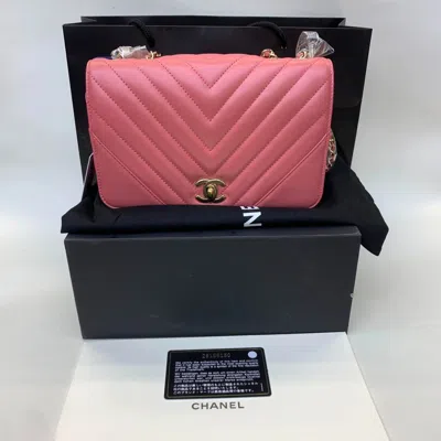 Pre-owned Chanel Women Pre-loved Bag Very Good Condition In Multi