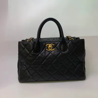 Pre-owned Chanel Women Pre-loved Bag Very Good Condition In Multi