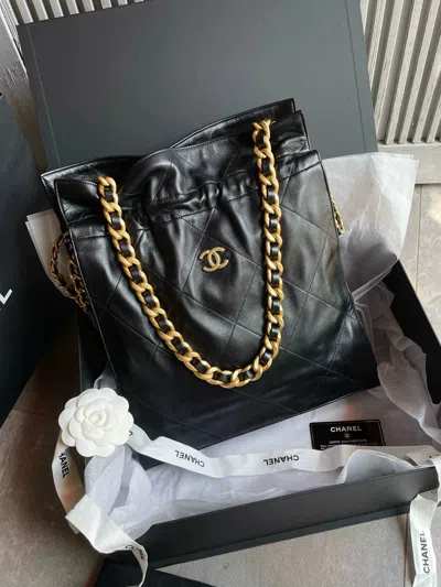 Pre-owned Chanel Women Pre-loved Bag Very Good Condition In Multi