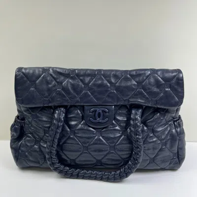 Pre-owned Chanel Women Pre-loved Bag Very Good Condition In Multi