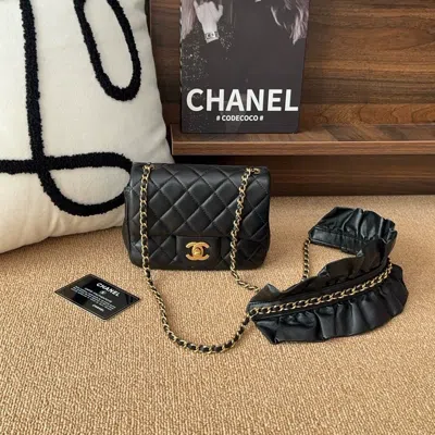 Pre-owned Chanel Women Pre-loved Bag Very Good Condition In Multi
