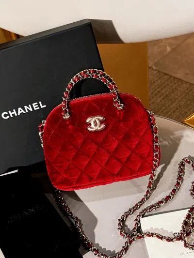 Pre-owned Chanel Women Pre-loved Bag Very Good Condition In Multi