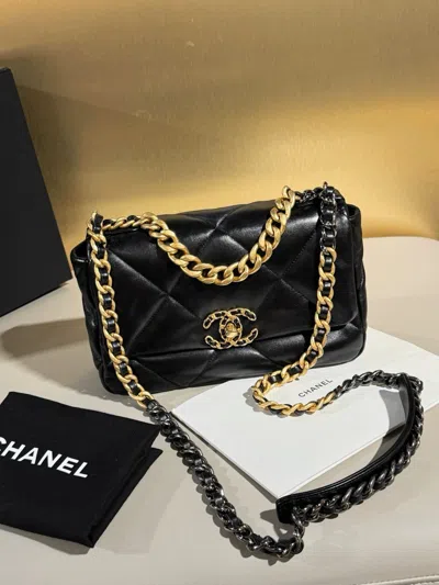 Pre-owned Chanel Women Pre-loved Bag Very Good Condition In Multi