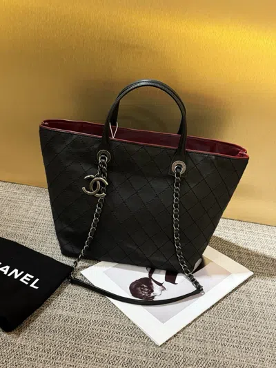 Pre-owned Chanel Women Pre-loved Bag Very Good Condition In Multi