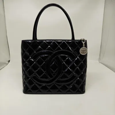 Pre-owned Chanel Women Pre-loved Bag Very Good Condition In Multi