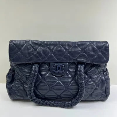 Pre-owned Chanel Women Pre-loved Bag Very Good Condition In Multi