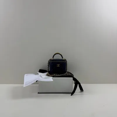 Pre-owned Chanel Women Pre-loved Bag Very Good Condition In Multi