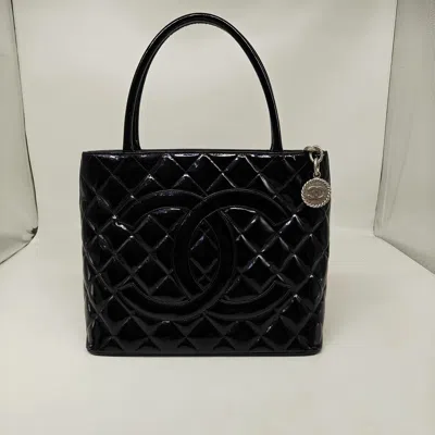 Pre-owned Chanel Women Pre-loved Bag Very Good Condition In Multi