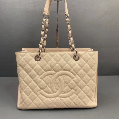 Pre-owned Chanel Women Pre-loved Bag Very Good Condition In Multi