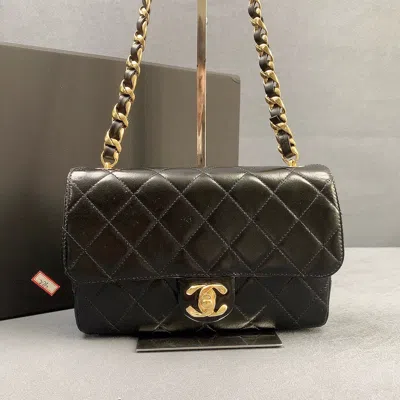 Pre-owned Chanel Women Pre-loved Bag Very Good Condition In Multi
