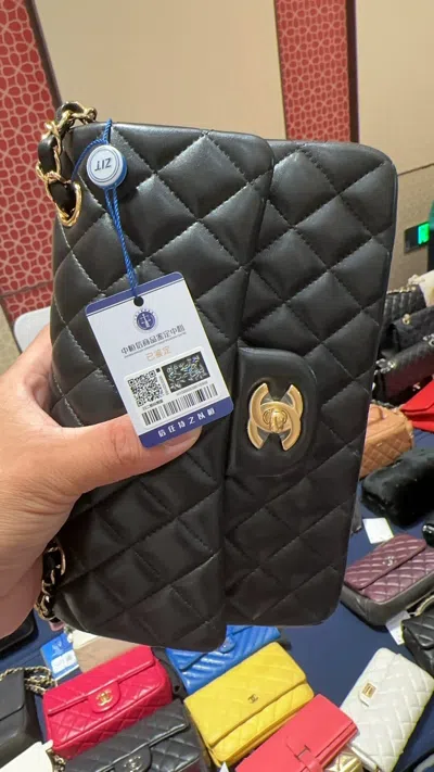 Pre-owned Chanel Women Pre-loved Bag Very Good Condition In Multi