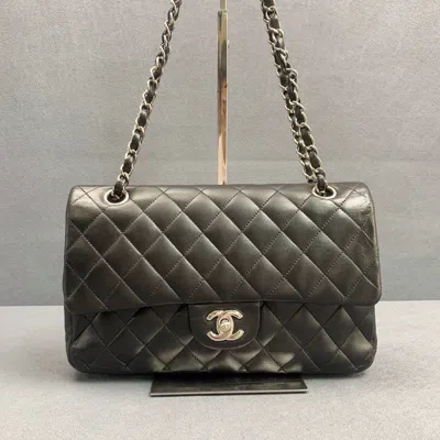 Pre-owned Chanel Women Pre-loved Bag Very Good Condition In Multi