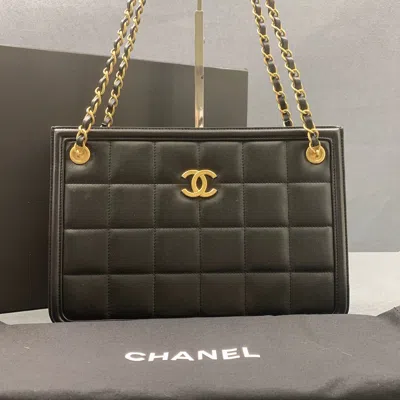 Pre-owned Chanel Women Pre-loved Bag Very Good Condition In Multi