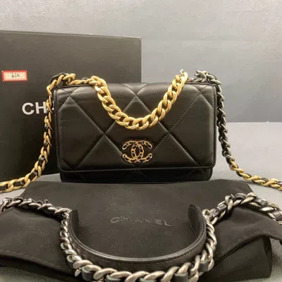Pre-owned Chanel Women Pre-loved Bag Very Good Condition In Multi