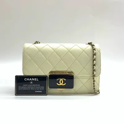 Pre-owned Chanel Women Pre-loved Bag Very Good Condition In Multi