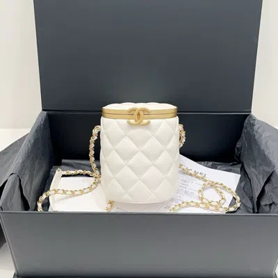 Pre-owned Chanel Women Pre-loved Bag Very Good Condition In Multi