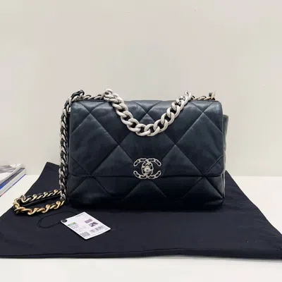 Pre-owned Chanel Women Pre-loved Bag Very Good Condition In Multi