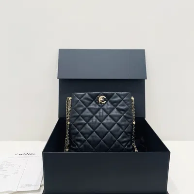 Pre-owned Chanel Women Pre-loved Bag Very Good Condition In Multi