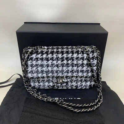 Pre-owned Chanel Women Pre-loved Bag Very Good Condition In Multi