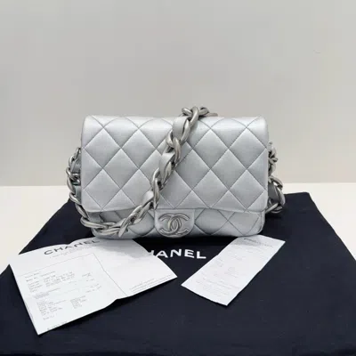 Pre-owned Chanel Women Pre-loved Bag Very Good Condition In Multi