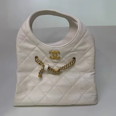 Pre-owned Chanel Women Pre-loved Bag Very Good Condition In Multi