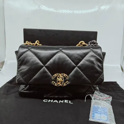 Pre-owned Chanel Women Pre-loved Bag Very Good Condition In Multi