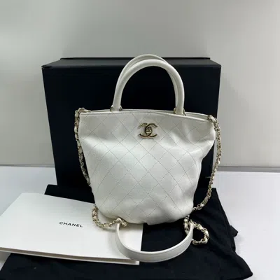 Pre-owned Chanel Women Pre-loved Bag Very Good Condition In Multi