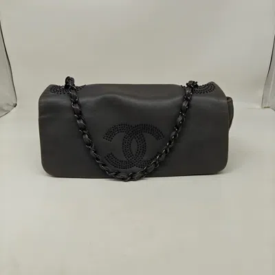 Pre-owned Chanel Women Pre-loved Bag Very Good Condition In Multi