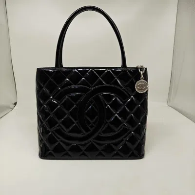 Pre-owned Chanel Women Pre-loved Bag Very Good Condition In Multi