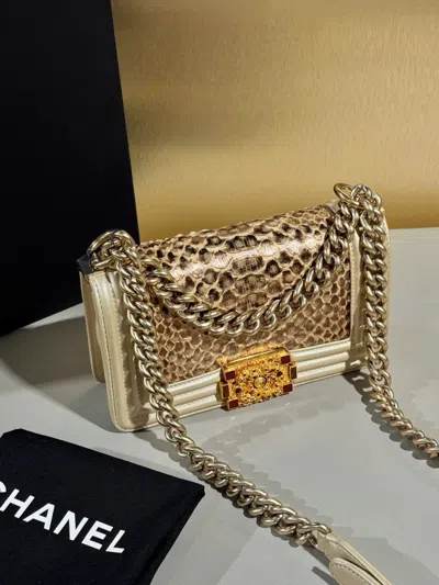 Pre-owned Chanel Women Pre-loved Bag Very Good Condition In Multi