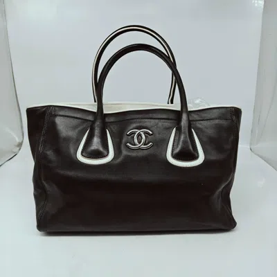 Pre-owned Chanel Women Pre-loved Bag Very Good Condition In Multi
