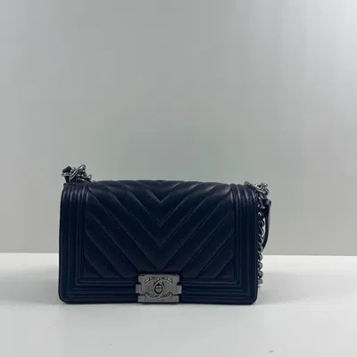 Pre-owned Chanel Women  Bag Very Good Condition In Multi