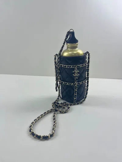 Pre-owned Chanel Women  Bag Very Good Condition In Multi