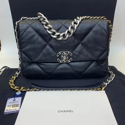Pre-owned Chanel Women  Bag Very Good Condition In Multi