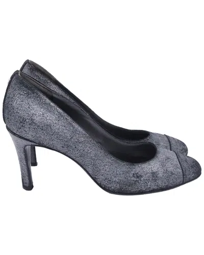 Pre-owned Chanel Women's Suede Cc Distressed Accent Pump (authentic Pre-loved)
