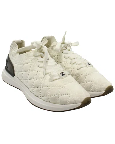 Pre-owned Chanel Women's Wool Quilted Low-top Sneaker (authentic Pre-loved)