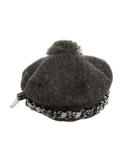 Pre-owned Chanel Wool Beret In Grey