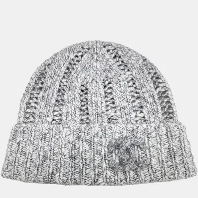 Pre-owned Chanel Wool Black White Beanie