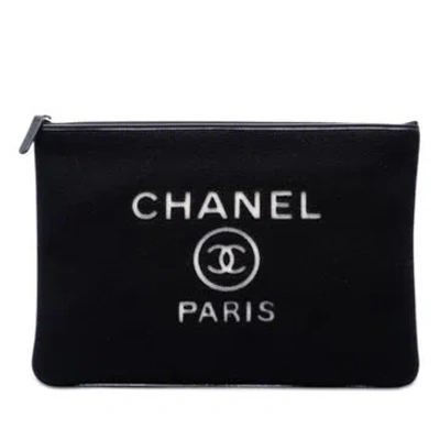Pre-owned Chanel Wool Large Wool Felt Deauville O Case Clutch In Black