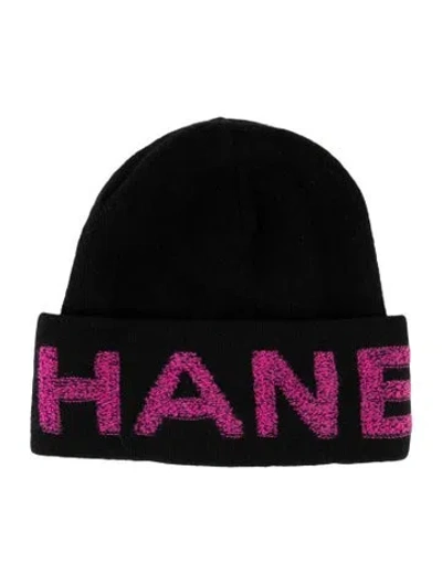 Pre-owned Chanel Wool Logo Beanie In Black