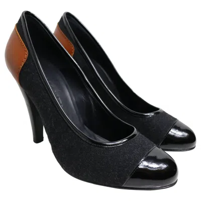 Pre-owned Chanel Wool Pumps In Black