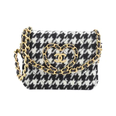Pre-owned Chanel Wool Tweed Shoulder Bag () In Black