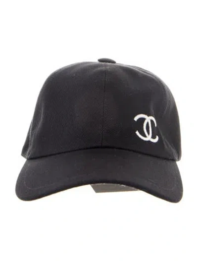 Pre-owned Chanel Woven Interlocking Cc Baseball Cap In Black