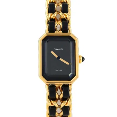 Pre-owned Chanel Wristwatch () In Gold