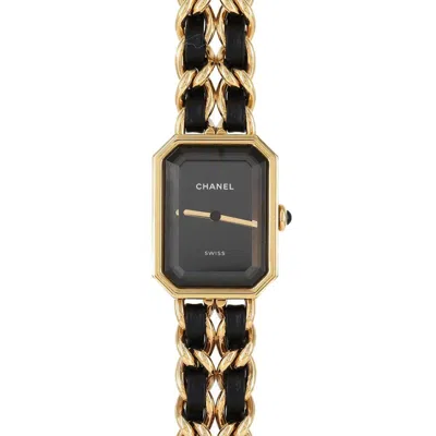 Pre-owned Chanel Wristwatch () In Gold