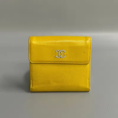 Pre-owned Chanel Yellow Caviar Leather Wallet (bi-fold) ()