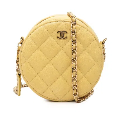 Pre-owned Chanel Yellow Grained Calfskin Shoulder Bag ()