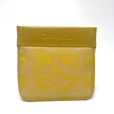 Pre-owned Chanel Yellow Leather Coin Purse/coin Case ()